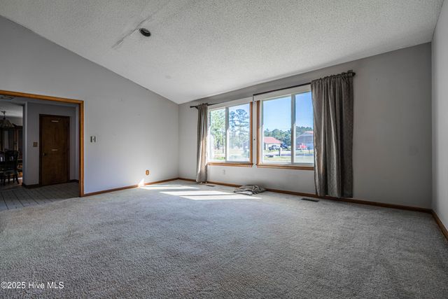 62 Pine Top Lane, Whiteville, NC 28472