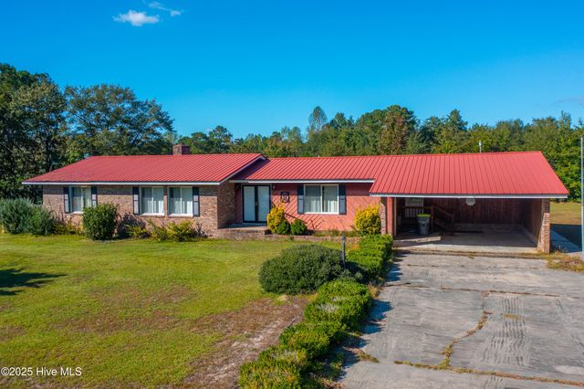 62 Pine Top Lane, Whiteville, NC 28472