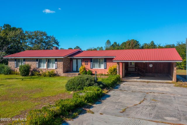 62 Pine Top Lane, Whiteville, NC 28472