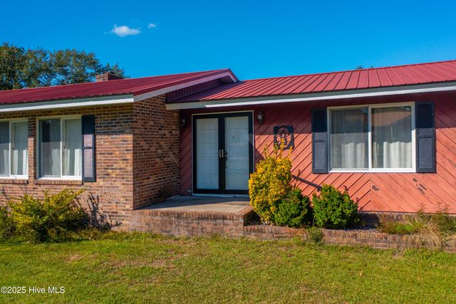 62 Pine Top Lane, Whiteville, NC 28472