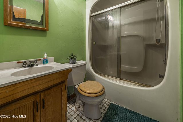 62 Pine Top Lane, Whiteville, NC 28472