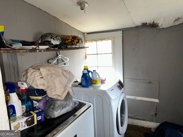 500 S Pond Street, Toccoa, GA 30577