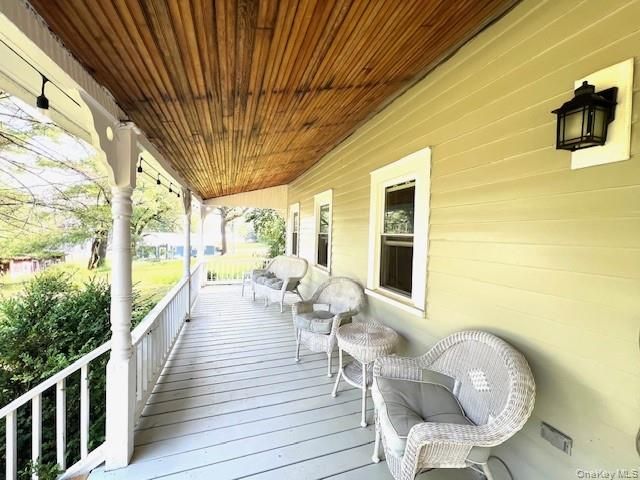 3 Rennenberg Road, Highland Lake, NY 12743