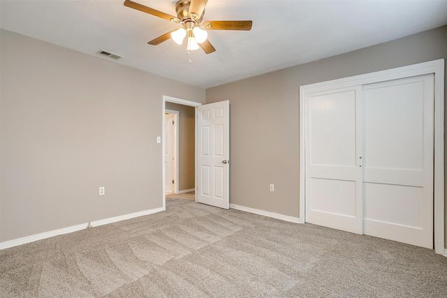 627 Hallvale Drive, White Settlement, TX 76108