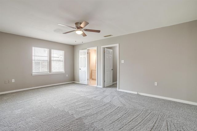 627 Hallvale Drive, White Settlement, TX 76108