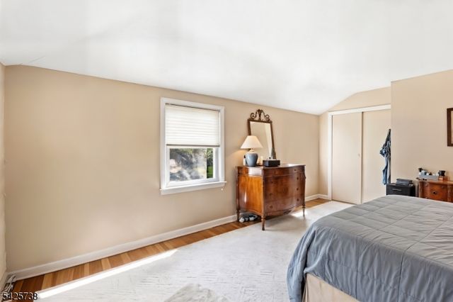 12 Louise Ln, Tenafly Boro, NJ 07670