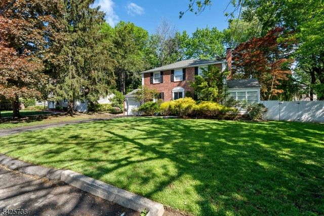 12 Louise Ln, Tenafly Boro, NJ 07670