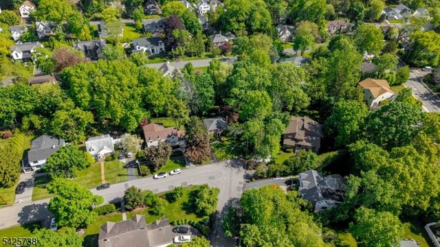 12 Louise Ln, Tenafly Boro, NJ 07670