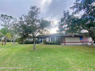 4000 Hield Road NW, Palm Bay, FL 32907