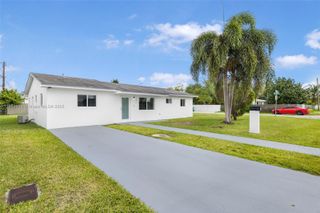 10935 SW 217th Ter, Miami, FL 33170
