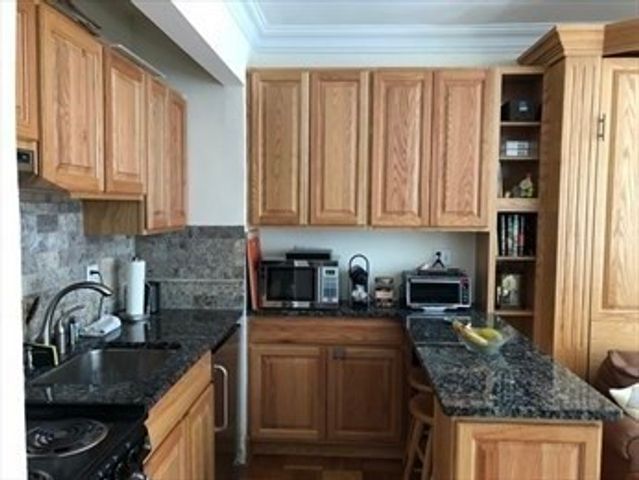 56 Commonwealth Ave 62, Boston, MA 02116