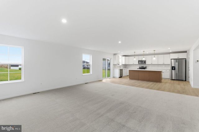 298 ARMISTEAD PL, Charles Town, WV 25414