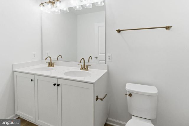 298 ARMISTEAD PL, Charles Town, WV 25414