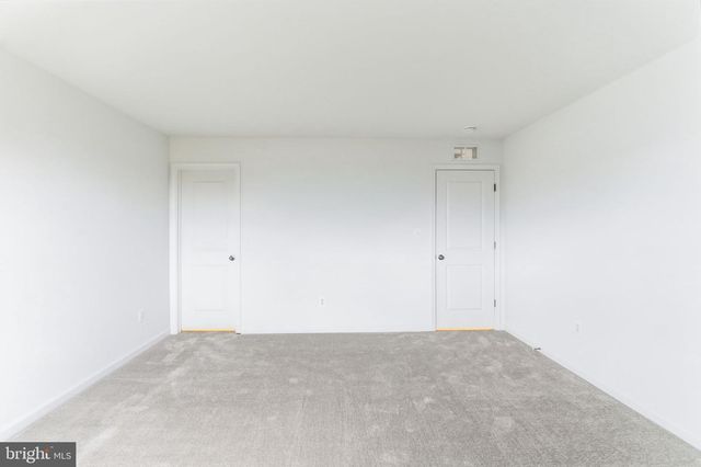 298 ARMISTEAD PL, Charles Town, WV 25414