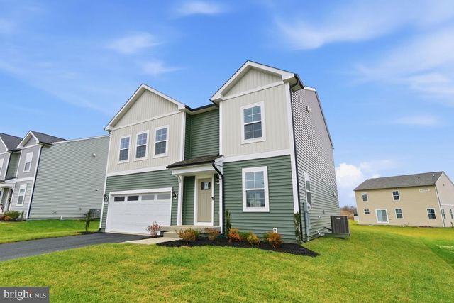 298 ARMISTEAD PL, Charles Town, WV 25414