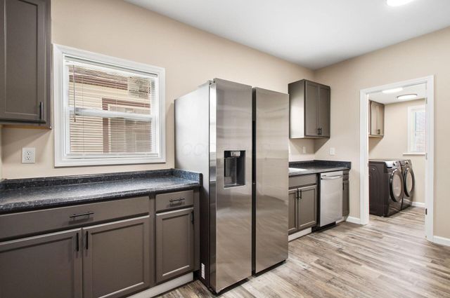 458 E Main Street, Newark, OH 43055