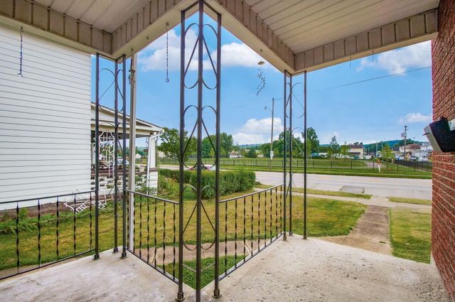 458 E Main Street, Newark, OH 43055