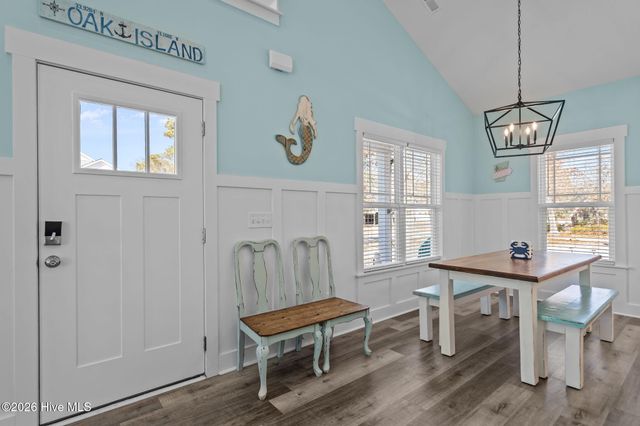 134 NE 5th Street, Oak Island, NC 28465