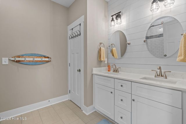 134 NE 5th Street, Oak Island, NC 28465