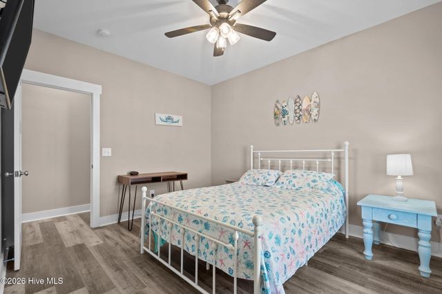 134 NE 5th Street, Oak Island, NC 28465