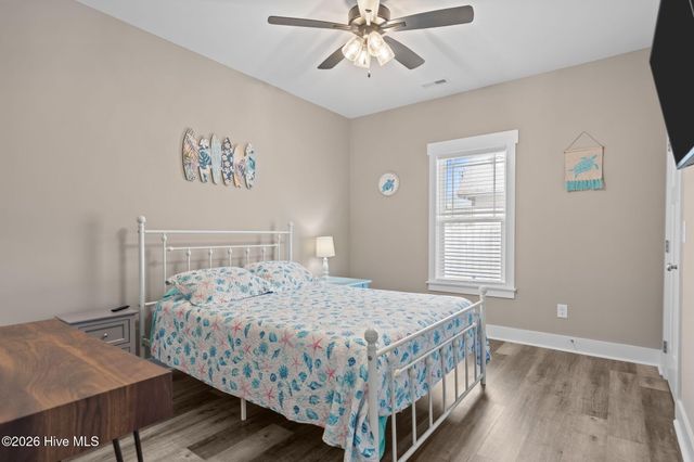 134 NE 5th Street, Oak Island, NC 28465