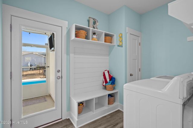 134 NE 5th Street, Oak Island, NC 28465