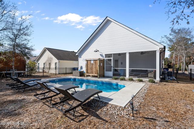 134 NE 5th Street, Oak Island, NC 28465