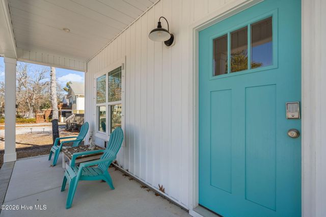 134 NE 5th Street, Oak Island, NC 28465