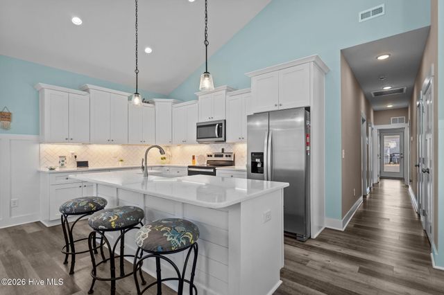 134 NE 5th Street, Oak Island, NC 28465