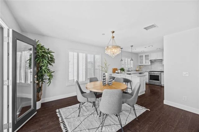 301 Harbor Woods Place, Newport Beach, CA 92660