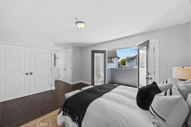 301 Harbor Woods Place, Newport Beach, CA 92660