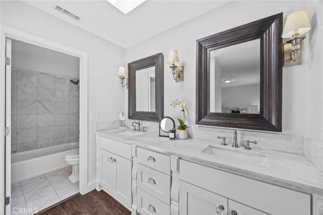 301 Harbor Woods Place, Newport Beach, CA 92660