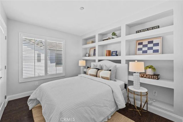 301 Harbor Woods Place, Newport Beach, CA 92660