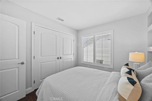 301 Harbor Woods Place, Newport Beach, CA 92660