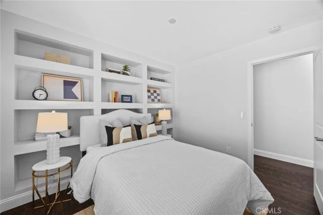 301 Harbor Woods Place, Newport Beach, CA 92660