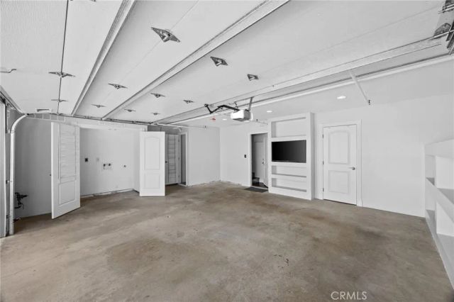 301 Harbor Woods Place, Newport Beach, CA 92660