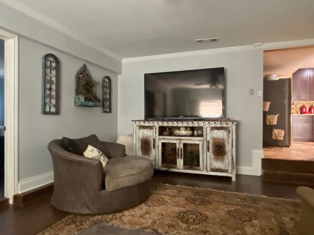 901 W Wrights Avenue, Comanche, TX 76442