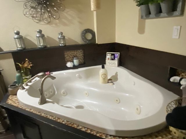 901 W Wrights Avenue, Comanche, TX 76442
