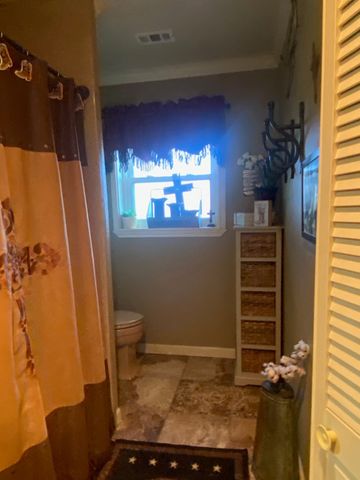 901 W Wrights Avenue, Comanche, TX 76442