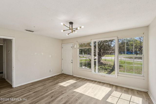 4805 PORTSMOUTH Avenue, Jacksonville, FL 32208