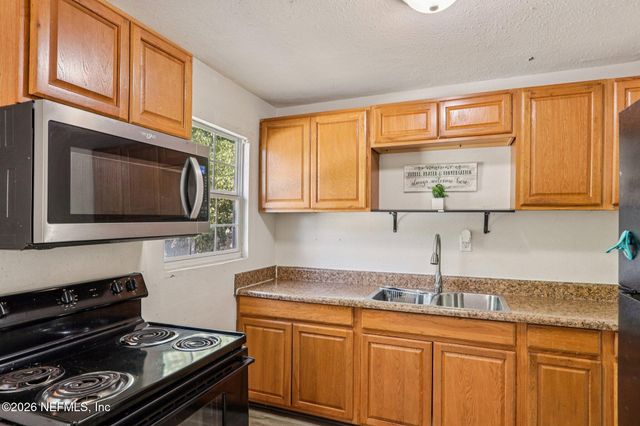 4805 PORTSMOUTH Avenue, Jacksonville, FL 32208