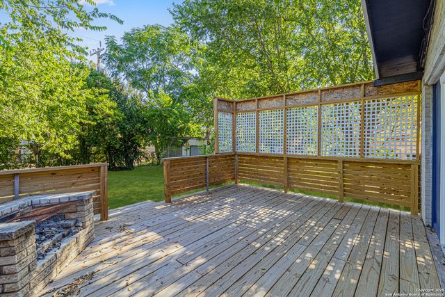 119 Rolling Green, San Antonio, TX 78228