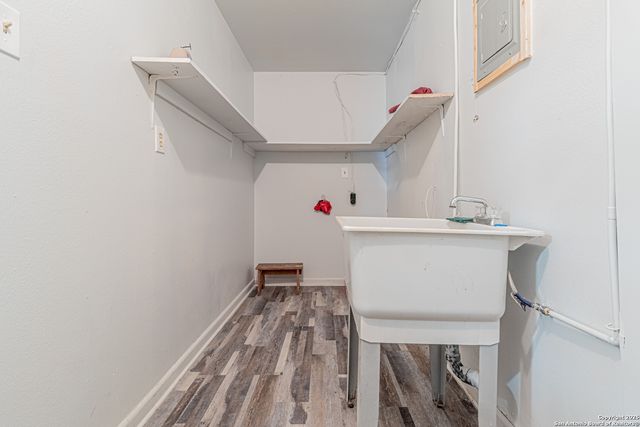 119 Rolling Green, San Antonio, TX 78228