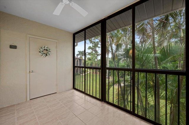 436 Pine Glen Lane B-2, Greenacres, FL 33463