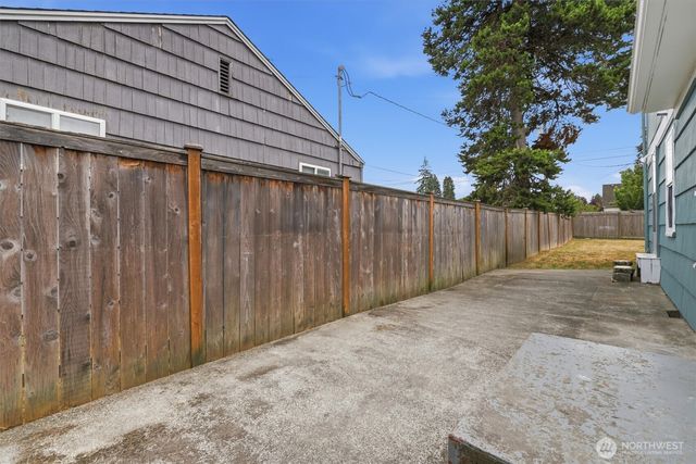 2819 N Mullen Street, Tacoma, WA 98407