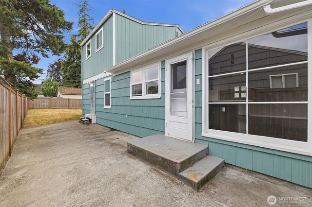 2819 N Mullen Street, Tacoma, WA 98407