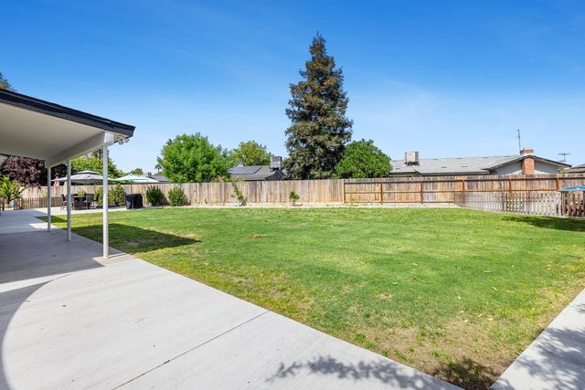 1535 Bliss Avenue, Clovis, CA 93611
