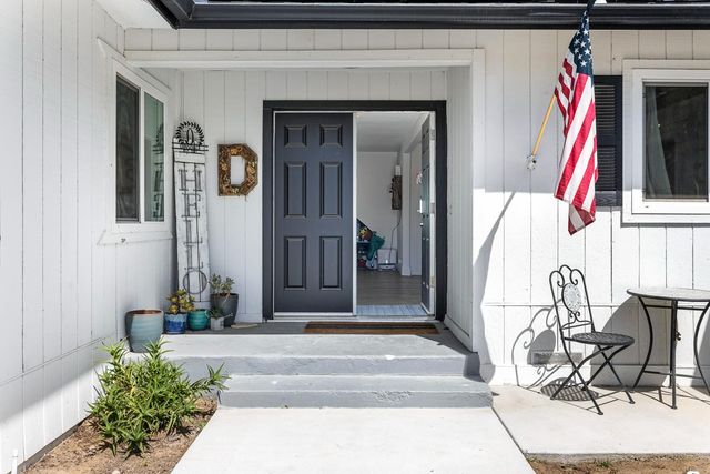 1535 Bliss Avenue, Clovis, CA 93611