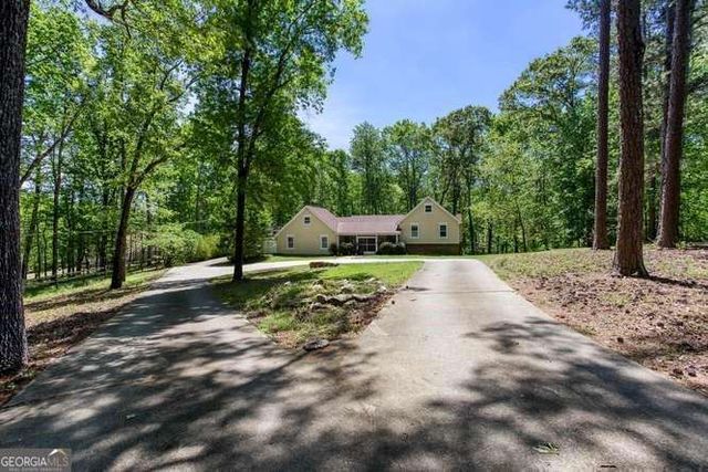 4854 Ivey Lane, Douglasville, GA 30135