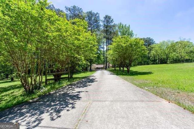 4854 Ivey Lane, Douglasville, GA 30135